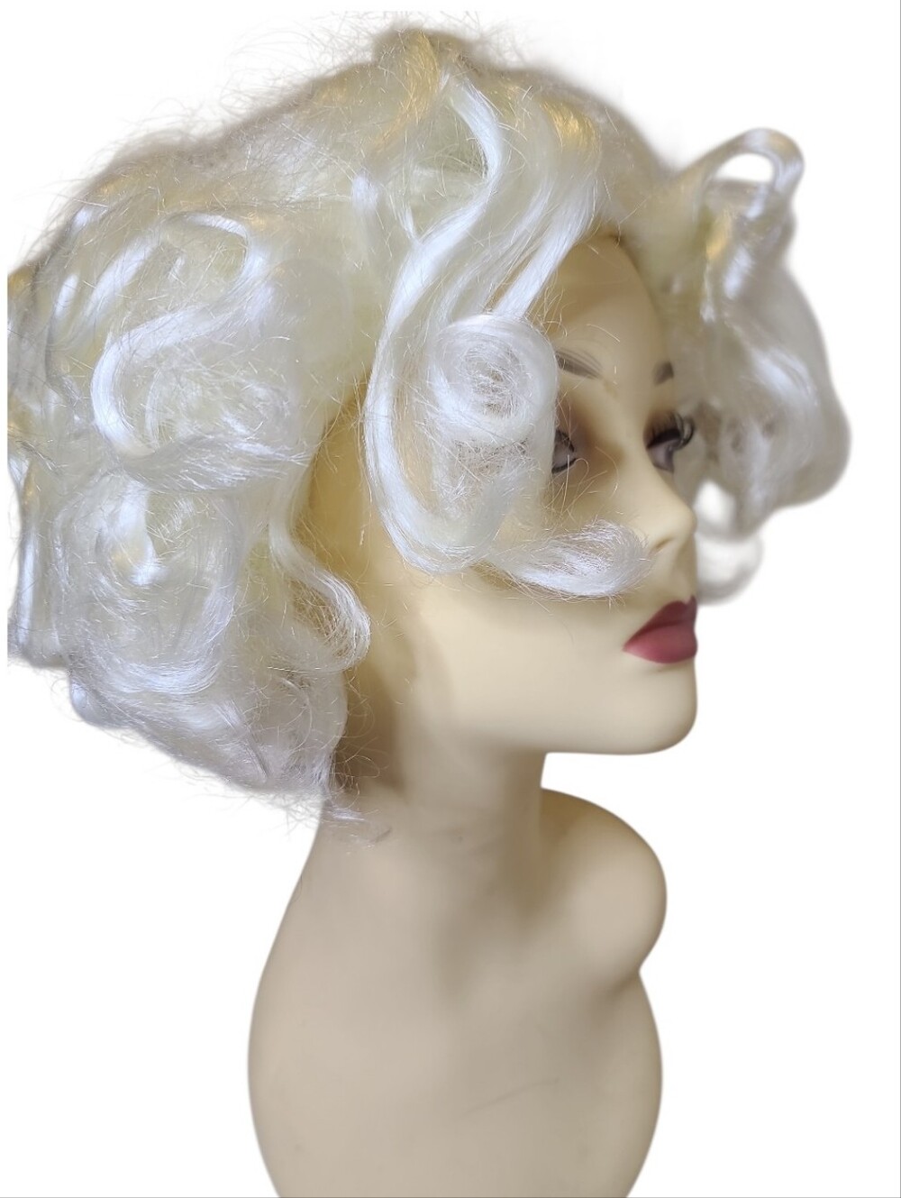 Adults Classic Blonde Marilyn Monroe Wig - Picture 6 of 6